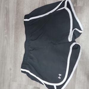 Running shorts